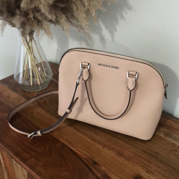 Michael Kors Handbags - MICHAEL KORS light pink purse bag leather handbag